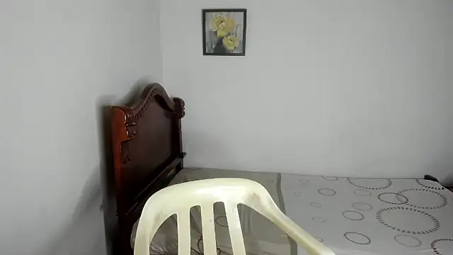 Snapshot of enzo_sloran chatting on September 16, 3:35 pm enzo sloran online show from September 16, 3:35 pm