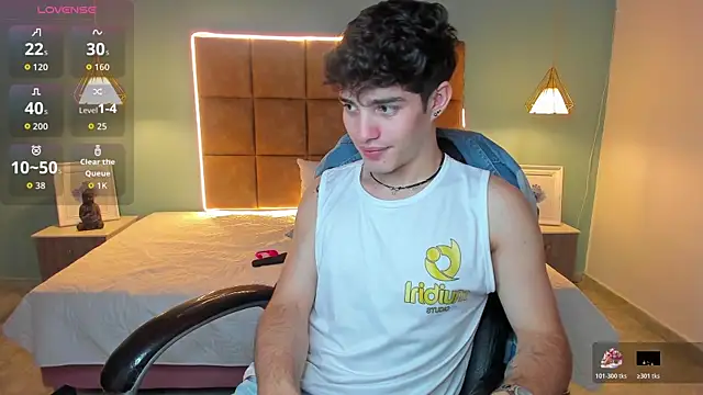 AlejooTwink online show from November 8, 2:48 am