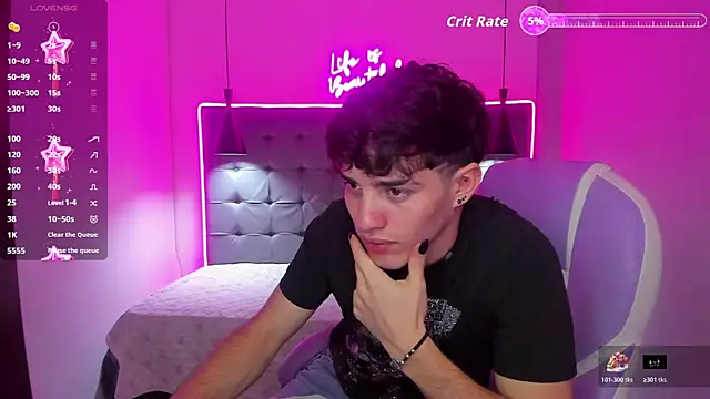 AlejooTwink online show from December 23, 2:42 am