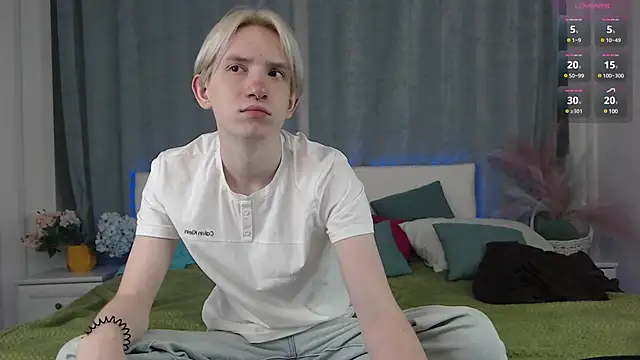 Ron Vils online show from March 22, 2:58 pm