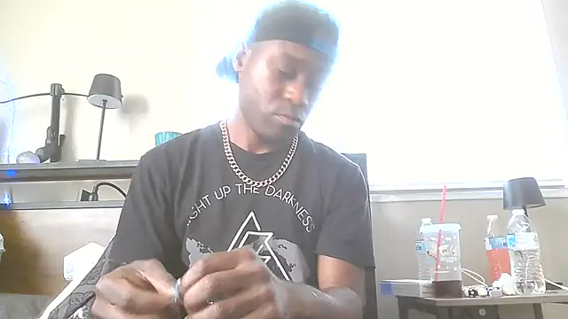 PETER-RABIT online show from August 1, 2:49 pm