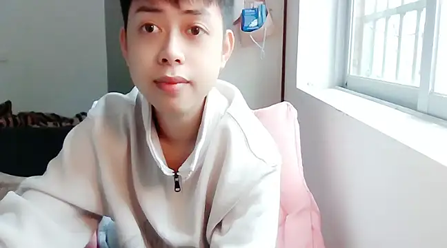 FFFFZ189 online show from December 12, 5:10 am