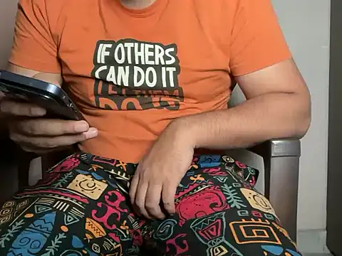 sexyboy09 online show from May 13, 9:23 pm