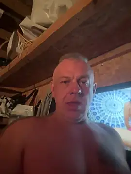 Snapshot of JakubW79 chatting on February 27, 8:20 pm JakubW79 online show from February 27, 8:20 pm