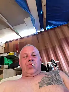 JakubW79 online show from May 1, 3:47 pm