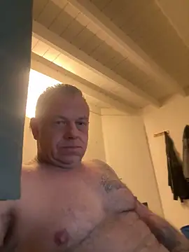 Snapshot of JakubW79 chatting on January 21, 12:25 am JakubW79 online show from January 21, 12:25 am