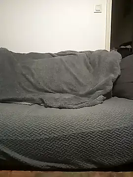 leloupblanc5304 online show from December 4, 8:40 pm