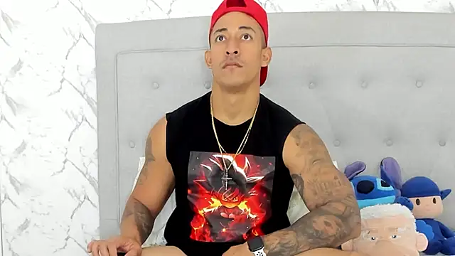 luigiferrara online show from December 29, 12:55 pm