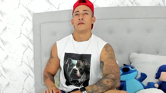 luigiferrara online show from March 14, 10:15 pm