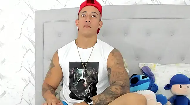 luigiferrara online show from January 17, 1:26 am