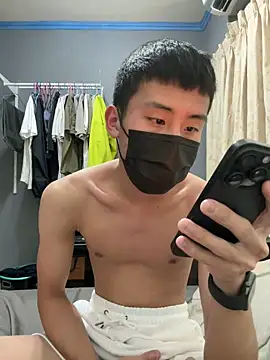 Snapshot of Benson18y chatting on December 28, 2:54 pm Benson18y online show from December 28, 2:54 pm