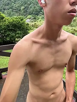 Benson18y online show from June 25, 5:23 am