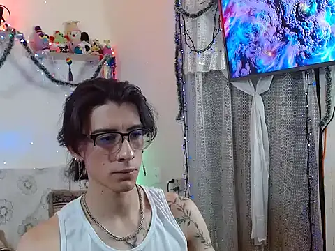 Yedrix online show from December 2, 10:10 pm