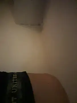 ex199212 online show from February 23, 3:47 pm