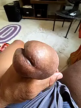 negro1978mt online show from December 11, 5:32 pm