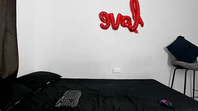 evanscollins online show from November 4, 10:00 pm