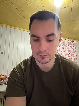 Rowing199456 online show from December 13, 8:48 pm