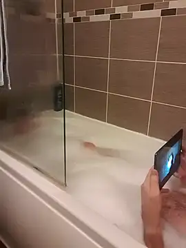 nataliecdlive online show from December 8, 7:11 pm