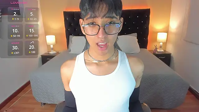 Snapshot of Dark_hairy_ chatting on January 28, 3:04 am Dark hairy  online show from January 28, 3:04 am