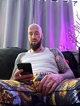 Beardedtattood online show from February 16, 4:42 pm