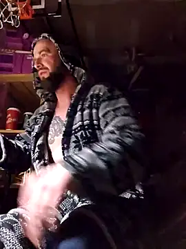 Beardedtattood online show from December 29, 3:11 am