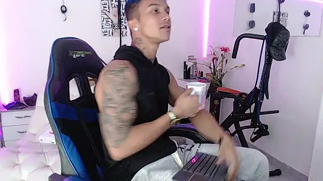 Leonard Price online show from March 3, 1:37 pm