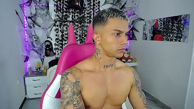 Leonard Price online show from October 13, 2:06 am