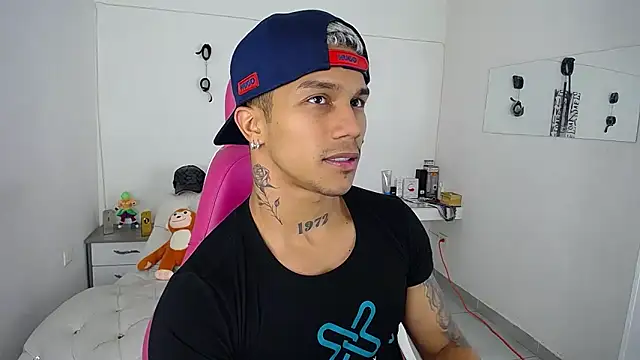 Leonard Price online show from September 29, 1:37 am