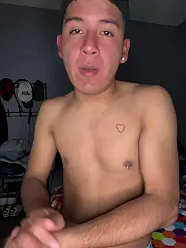 Oscar Bratz online show from December 7, 4:20 am