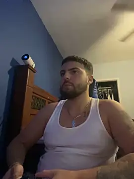 Snapshot of MasterKvn chatting on December 25, 10:28 am MasterKvn online show from December 25, 10:28 am