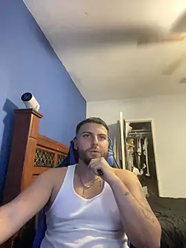 Snapshot of MasterKvn chatting on January 16, 5:53 am MasterKvn online show from January 16, 5:53 am