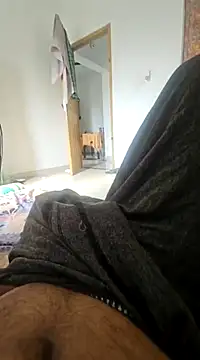 Snapshot of Mallu_ajanraj143 chatting on February 14, 9:56 am Mallu ajanraj143 online show from February 14, 9:56 am