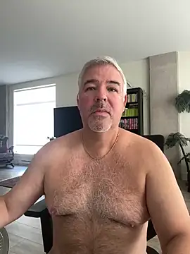 Snapshot of aarosteev2 chatting on March 19, 1:29 pm aarosteev2 online show from March 19, 1:29 pm