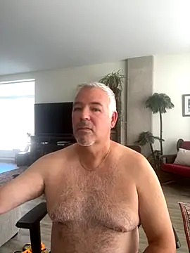 Snapshot of aarosteev2 chatting on September 16, 1:45 pm aarosteev2 online show from September 16, 1:45 pm