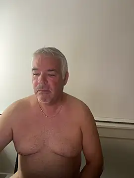 Snapshot of aarosteev2 chatting on October 9, 4:39 am aarosteev2 online show from October 9, 4:39 am