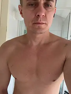 LaughingMonolith7 online show from January 10, 9:35 am