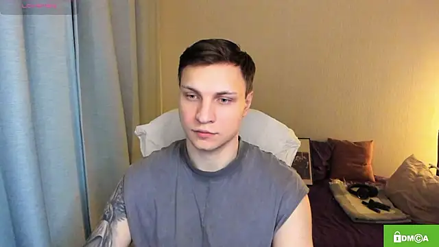 handsome guy01 online show from March 4, 2:18 am