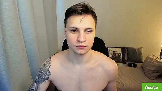 handsome guy01 online show from February 20, 6:19 am