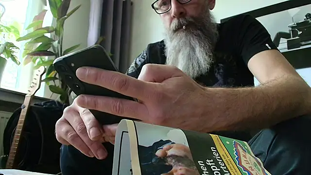 Kingsscepter online show from April 13, 4:07 pm