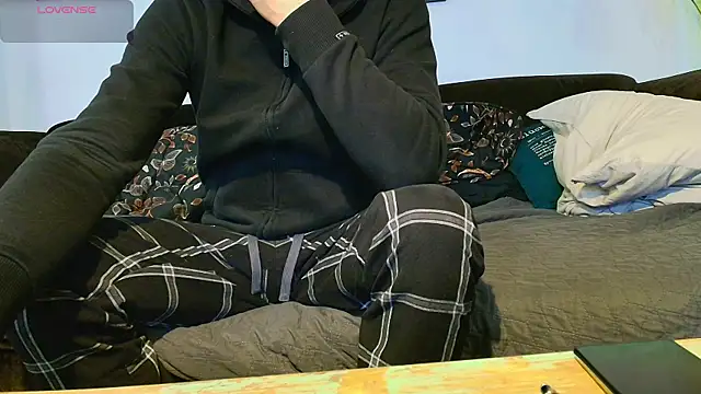 Kingsscepter online show from December 14, 4:25 pm