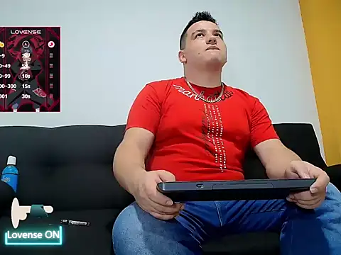 leoreem97 online show from November 7, 12:03 am