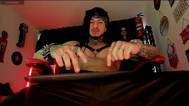 the beast master  online show from October 21, 9:17 pm