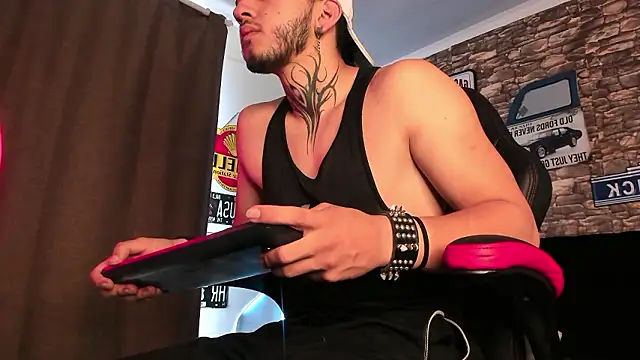 the beast master  online show from December 5, 1:28 pm