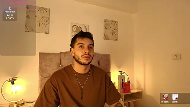 Amadeo Wild online show from April 19, 4:01 am