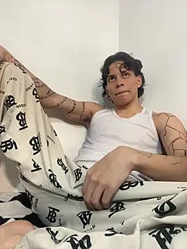 lax777  online show from February 6, 8:22 am