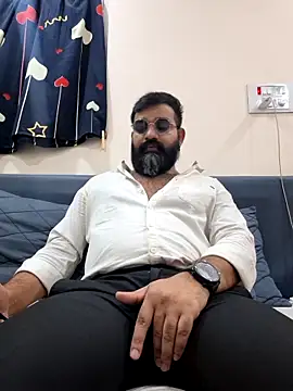 Fun Guuy online show from April 10, 10:00 am