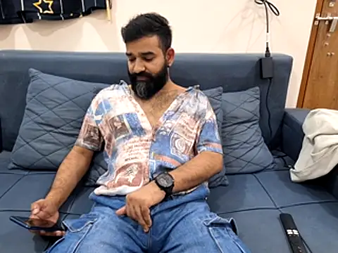 Fun Guuy online show from November 22, 10:15 am