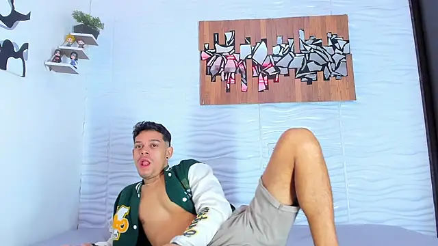 Friendsofeverything  online show from September 12, 1:44 pm