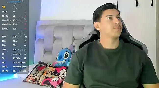 victor vixen online show from February 7, 4:03 pm