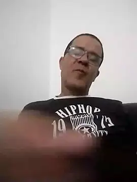 Snapshot of barboza991 chatting on December 6, 2:49 pm barboza991 online show from December 6, 2:49 pm